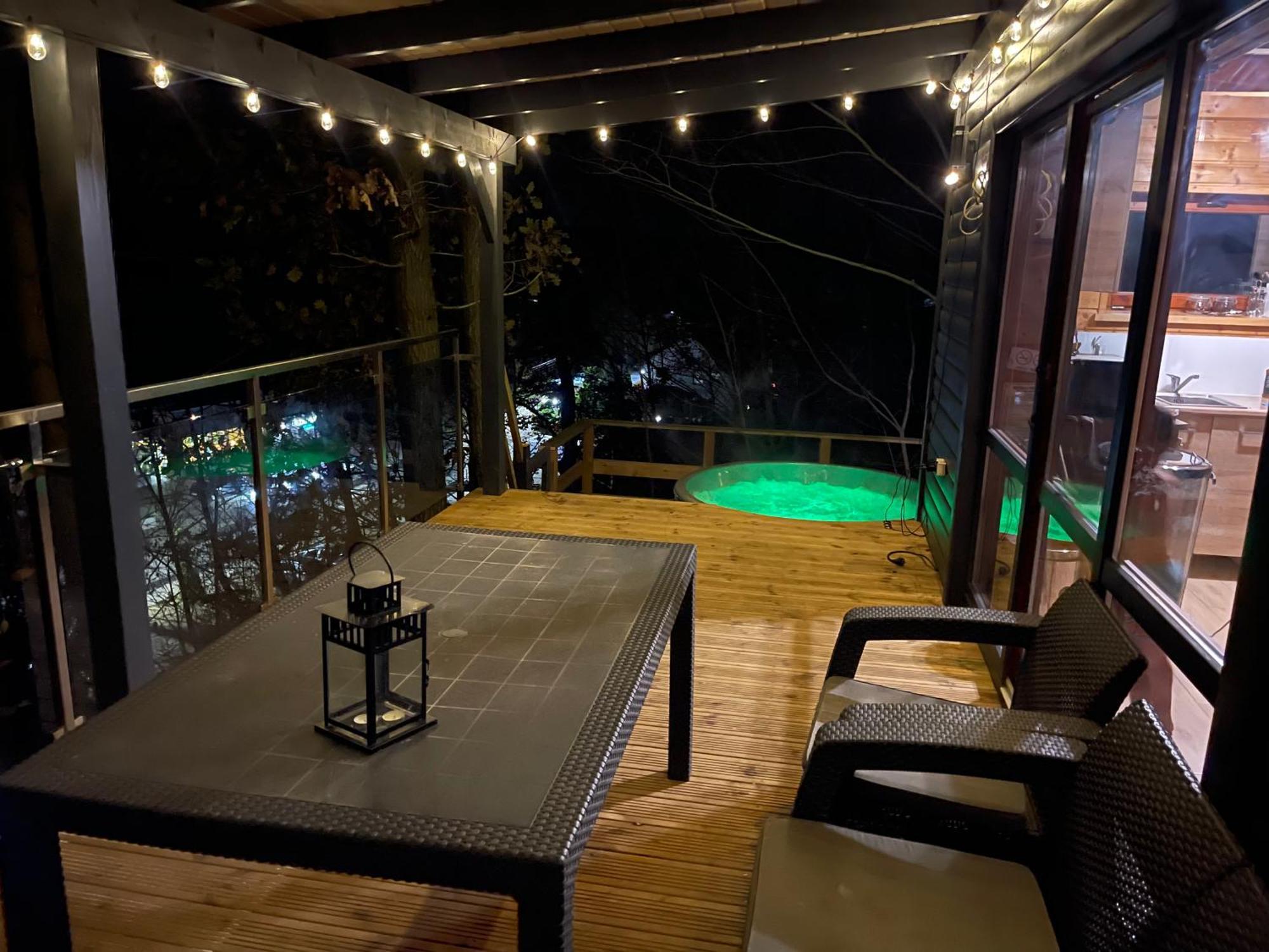 Rozalin Villa โอสทรึเซ ภายนอก รูปภาพ
